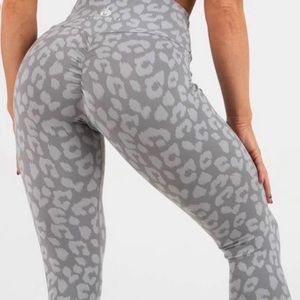 Ryderwear Scrunch bum Cheetah Leggings